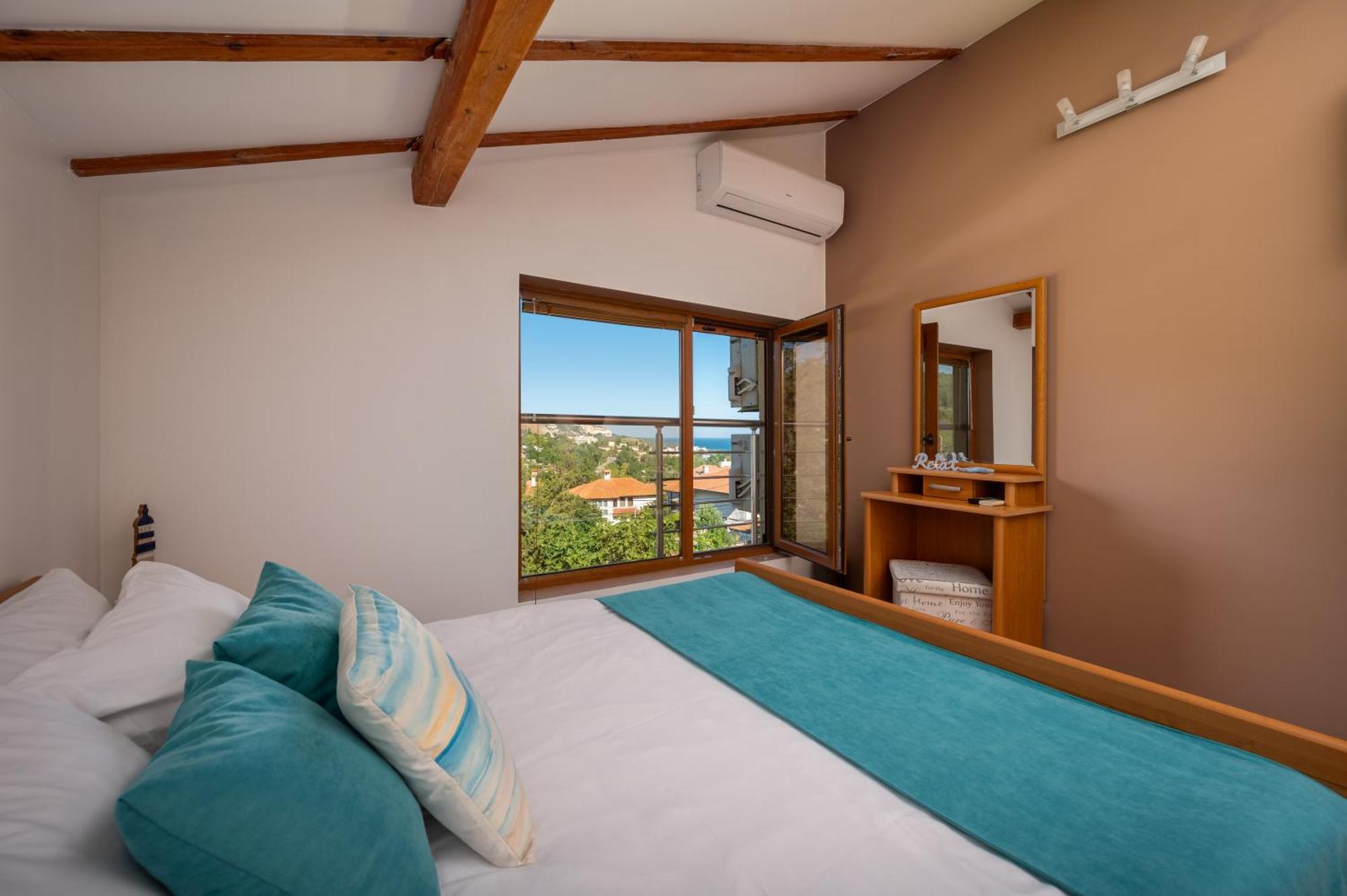 Villa Komitata-Pool And Jacuzzi Balçık Dış mekan fotoğraf